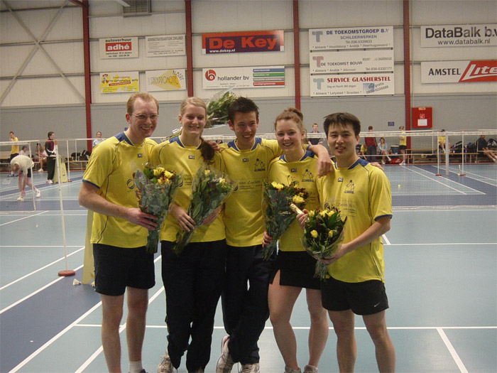 Team 3; Marco den Haan, Yvonne Hoogland, Stephan Branderhorst, Monique van der Wouden en Joeri Krayenstein